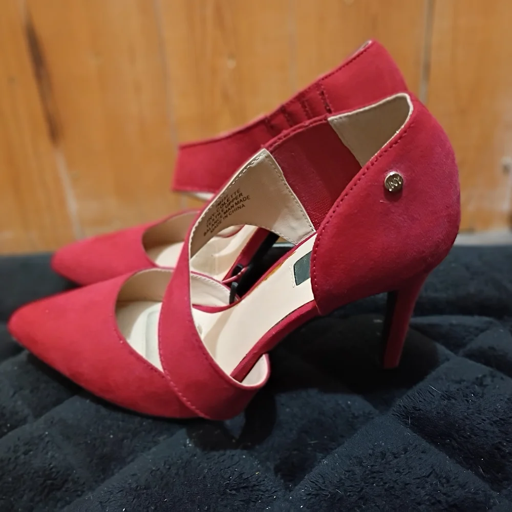 Jones New York Red Suede Heels - Picture 1 of 5